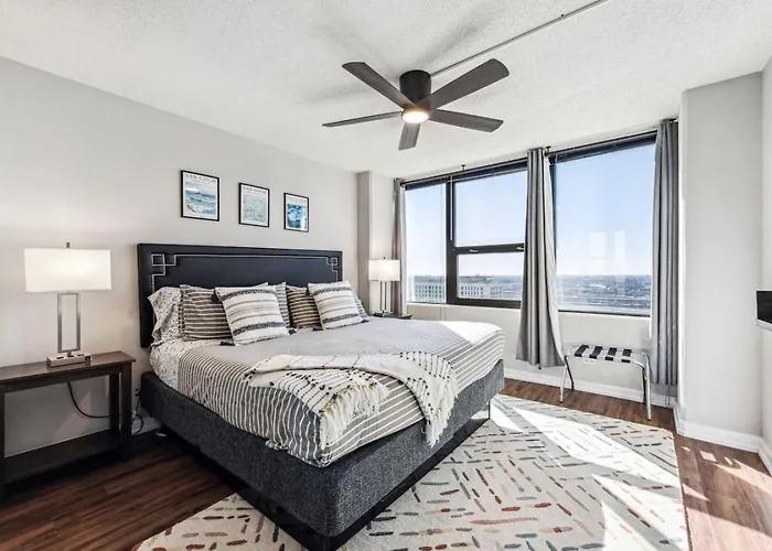 Appartement Mich Ave, Downtown, Grant Park 2bd-2ba #23