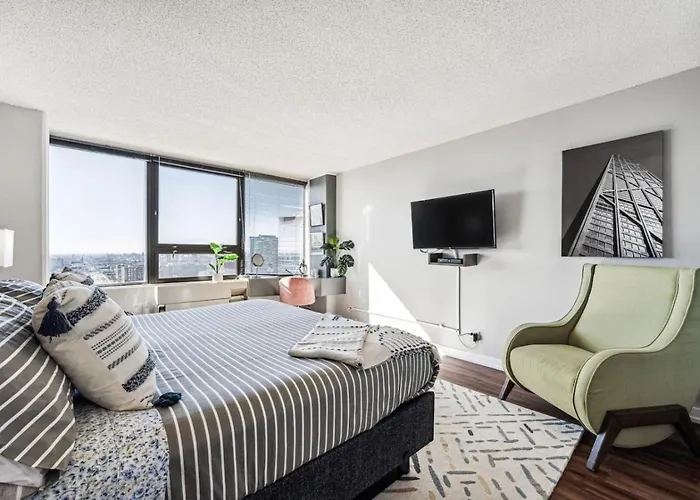 Appartement Mich Ave, Downtown, Grant Park 2bd-2ba #23 *
